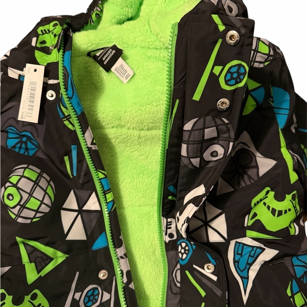 Disney Marvel Star Wars Boys' Warm Puffer SMALL Full-Zip Hoodie Coat NWT - Picture 3 of 5